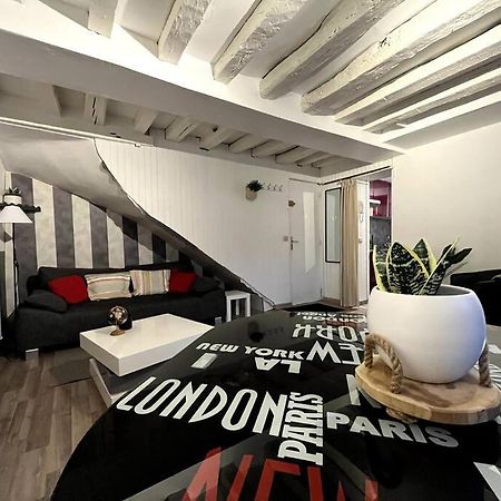 The Red And Black Retreat - Fontainebleau Center Екстер'єр фото